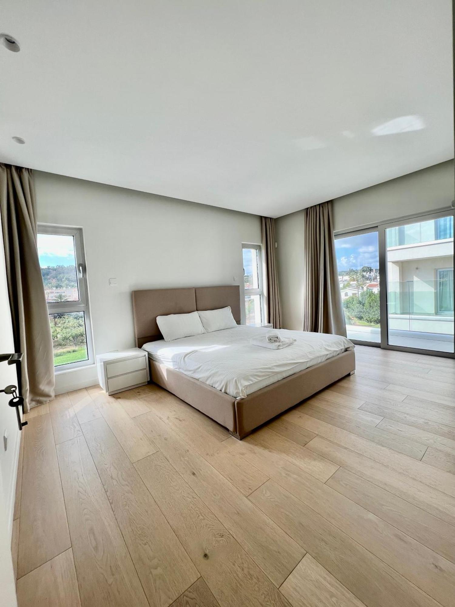 Emerald Suites Protaras Quarto foto