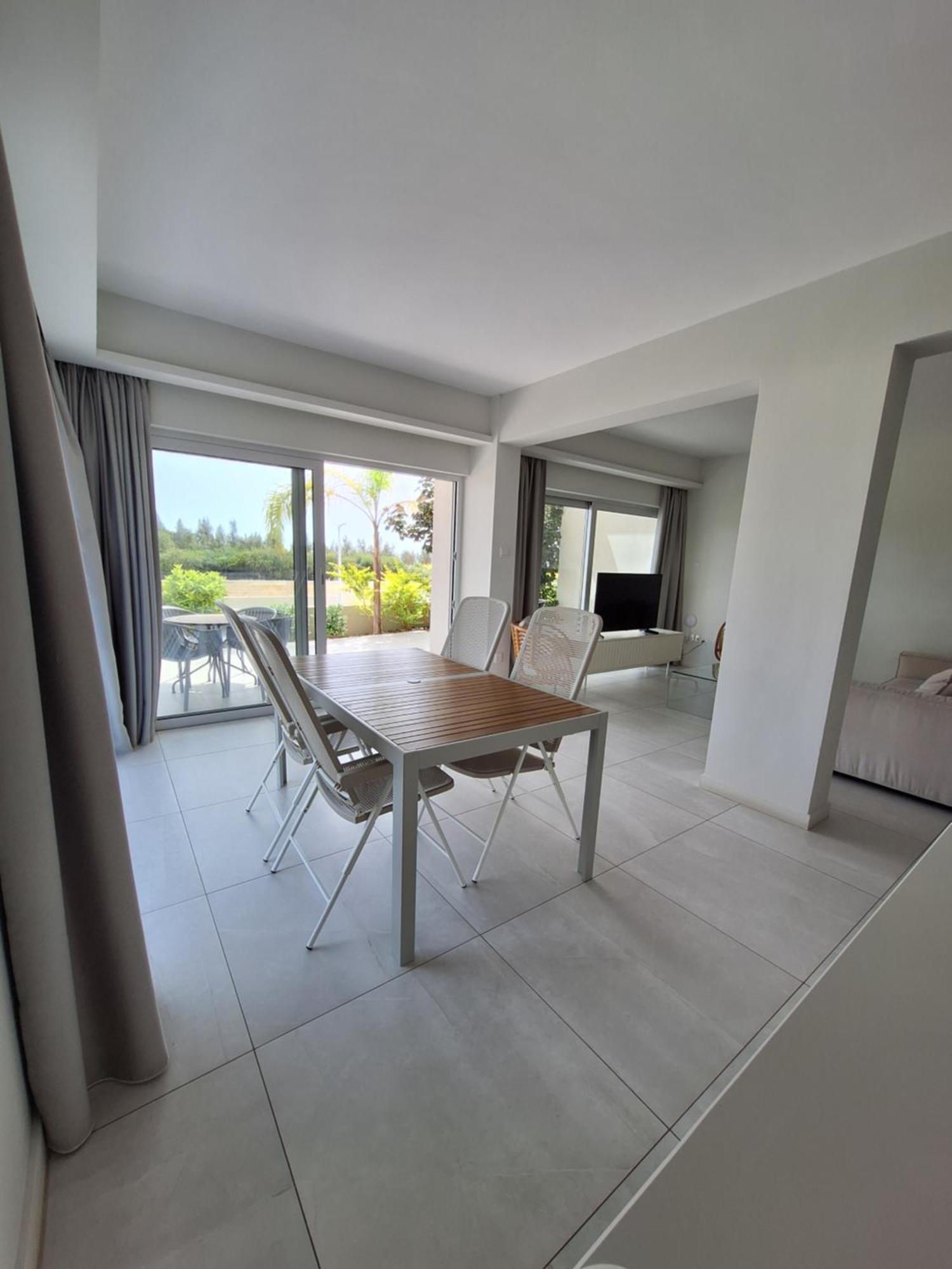Emerald Suites Protaras Exterior foto